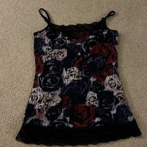 Women’s Maurice’s floral top size small.